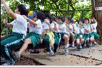 福音園參與者一起合作完成團隊任務的活動紀錄